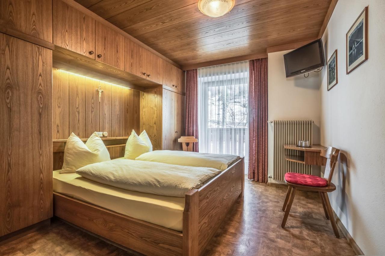 Garni Baita San Cassiano Kültér fotó