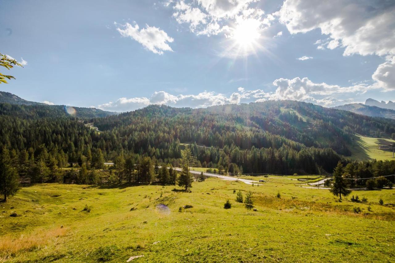 Garni Baita San Cassiano Kültér fotó