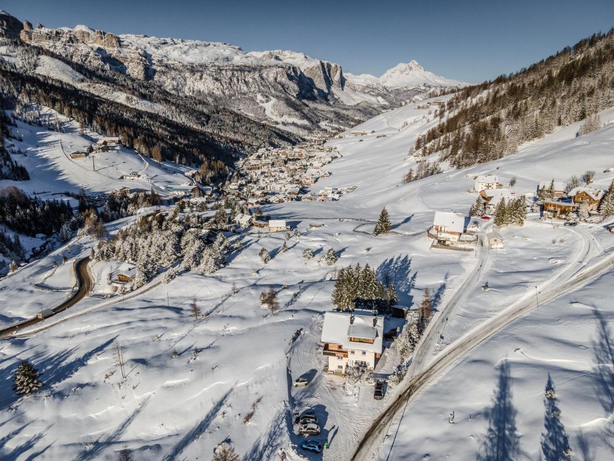 Garni Baita San Cassiano Kültér fotó